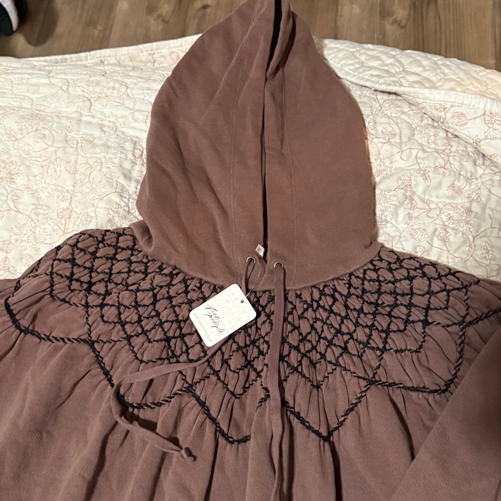 Marty Smocked Hooded
Dress
Free People - Picture 6 of 11